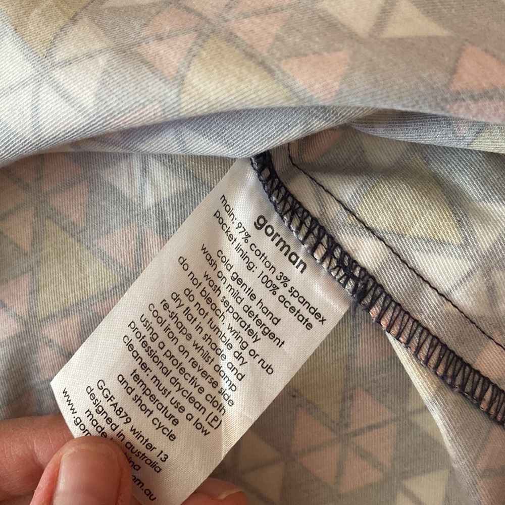Geometric mini skirt - Picture 4 of 6